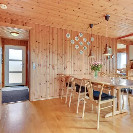 度假居 Ellyn - 500m From The Sea By Interhome *